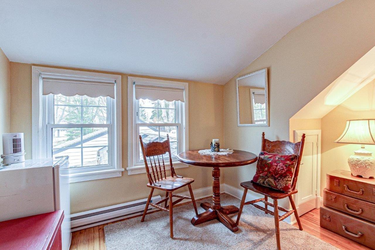 Dover House B&B พอร์ตโดเวอร์ ภายนอก รูปภาพ