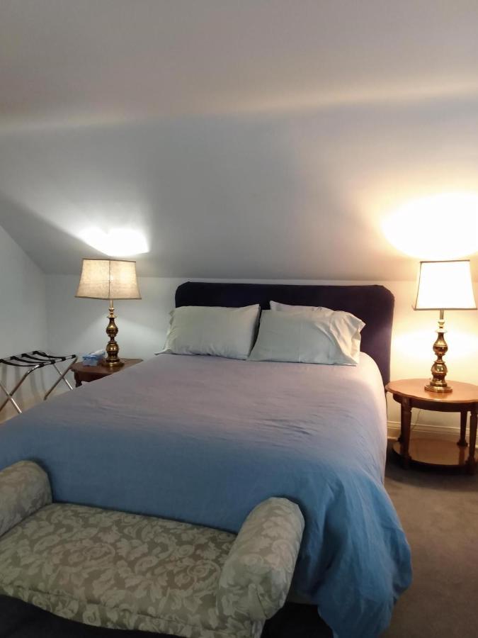 Dover House B&B พอร์ตโดเวอร์ ภายนอก รูปภาพ