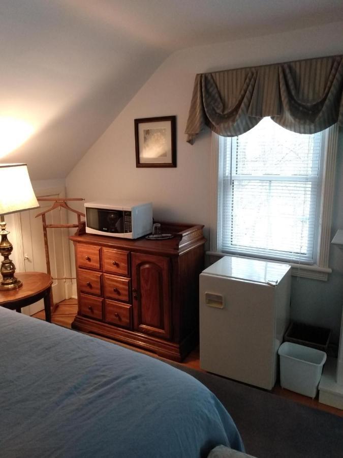Dover House B&B พอร์ตโดเวอร์ ภายนอก รูปภาพ