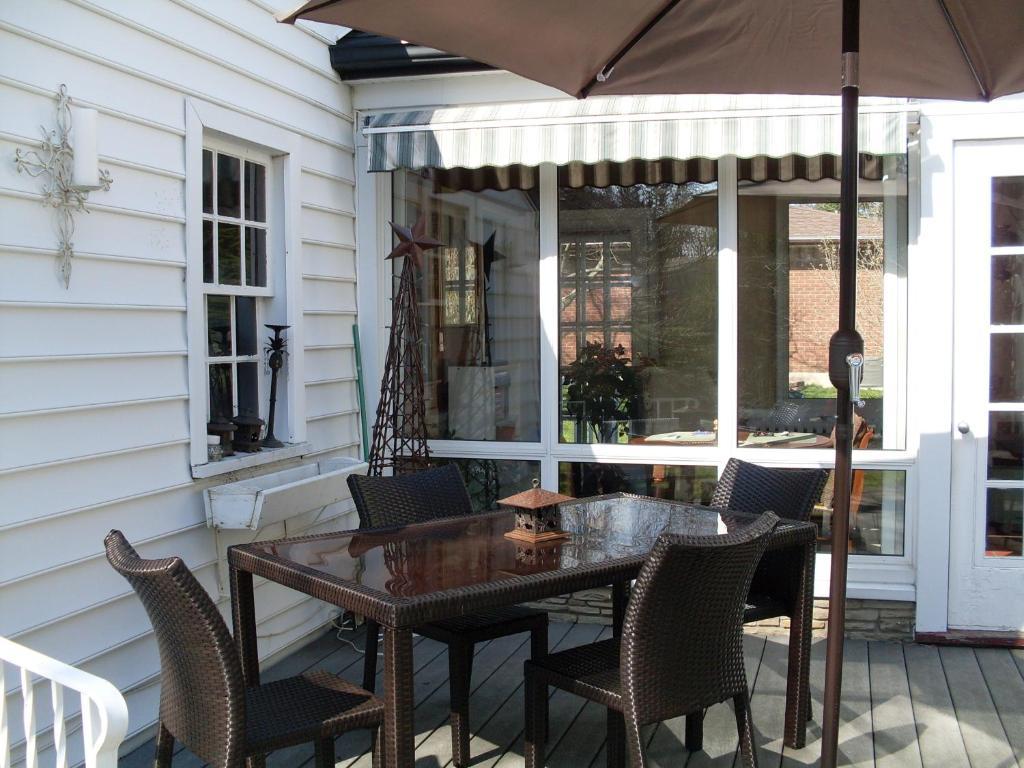 Dover House B&B พอร์ตโดเวอร์ ภายนอก รูปภาพ